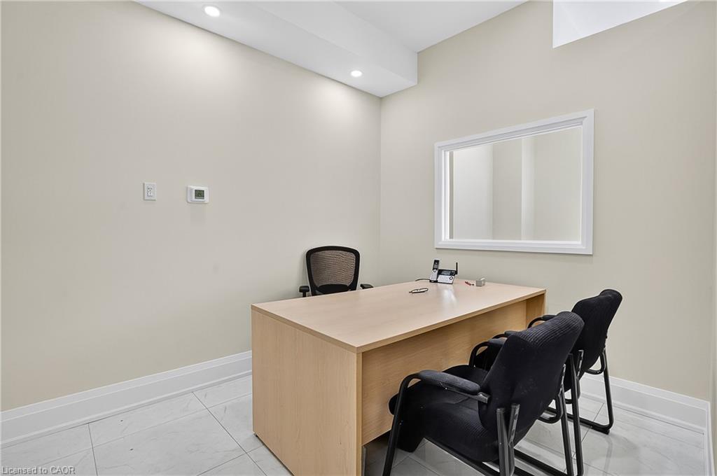 109-124 Seabrook Drive Property Photo 10