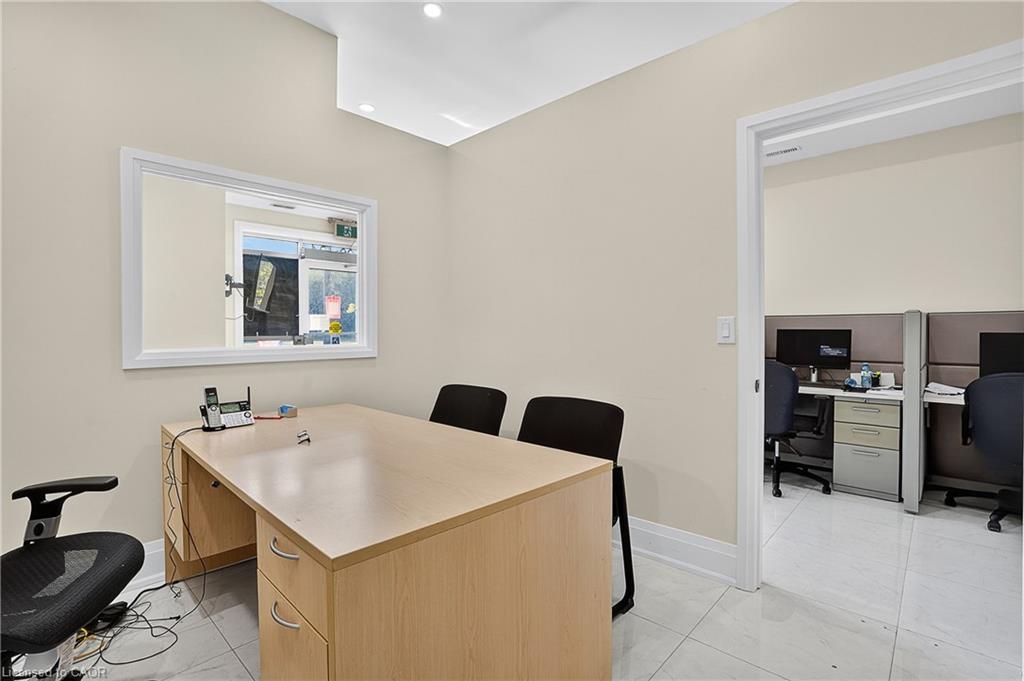 109-124 Seabrook Drive Property Photo 11