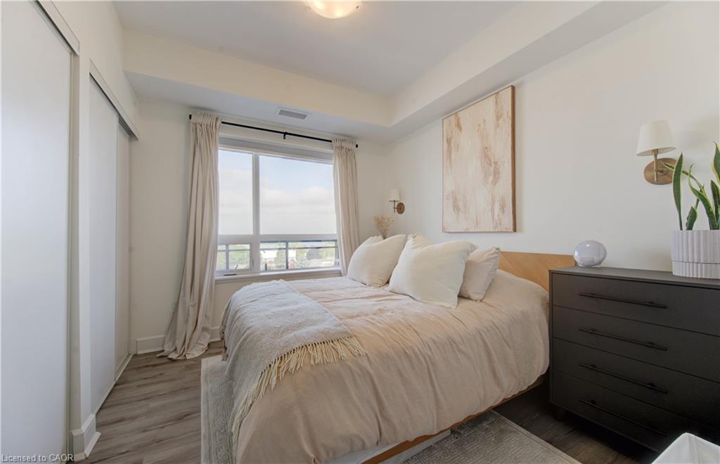 615-247 Northfield Drive E Property Photo 16