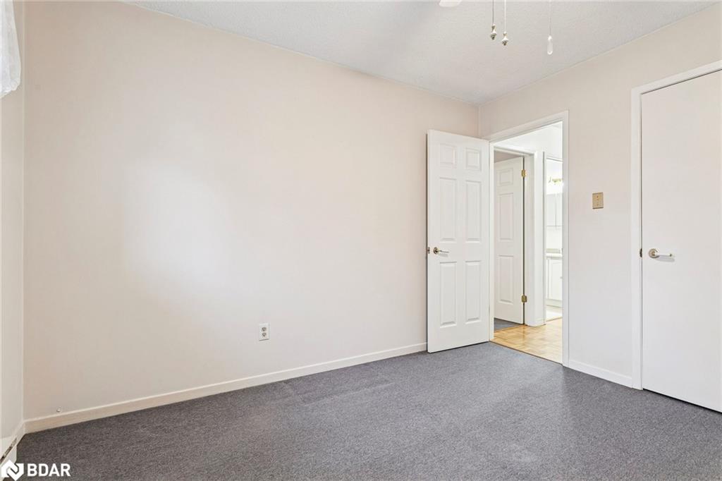 3-2701 Aquitaine Avenue Property Photo 32