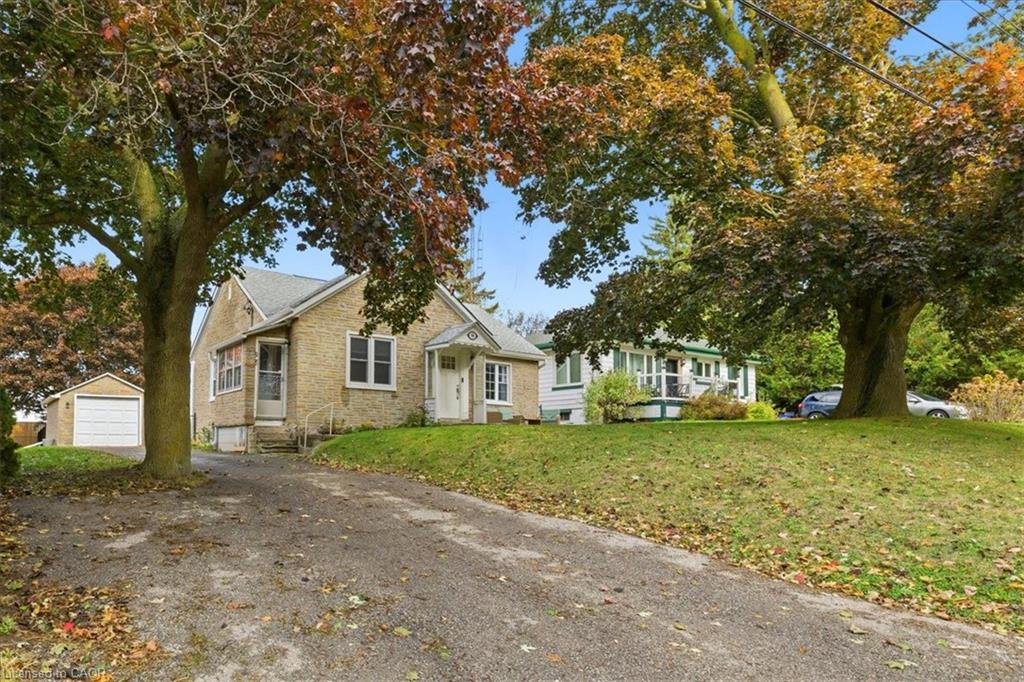 98 Albert Street E Property Photo 1