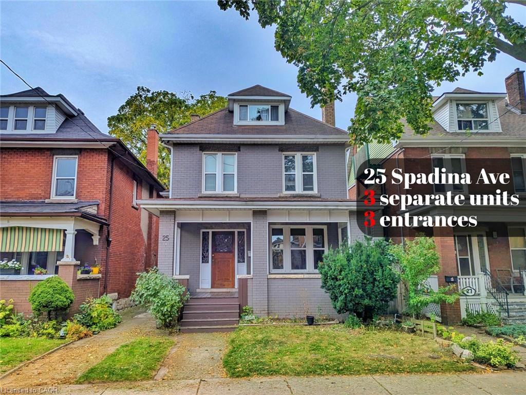 25 Spadina Avenue Property Photo 1