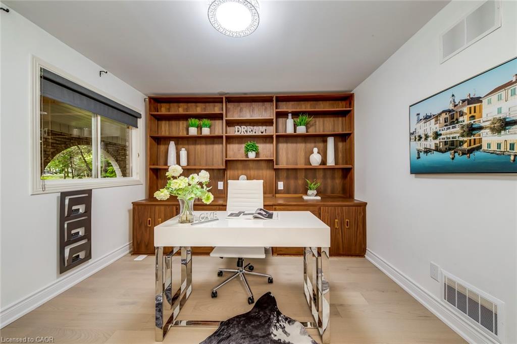 170 Cavendish Court Property Photo 24