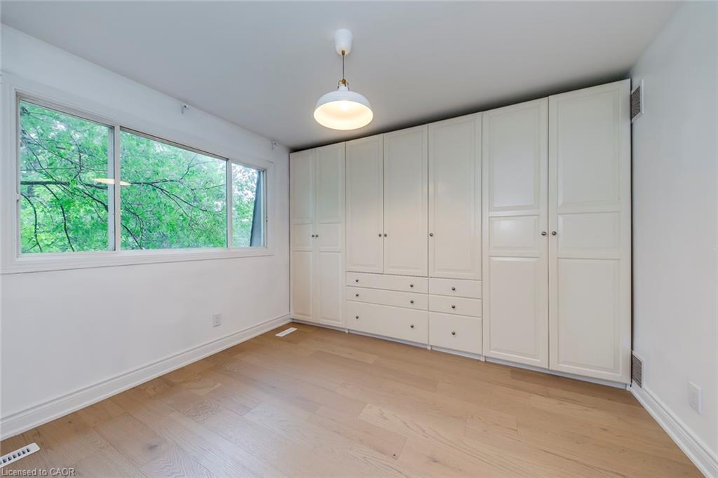 170 Cavendish Court Property Photo 32