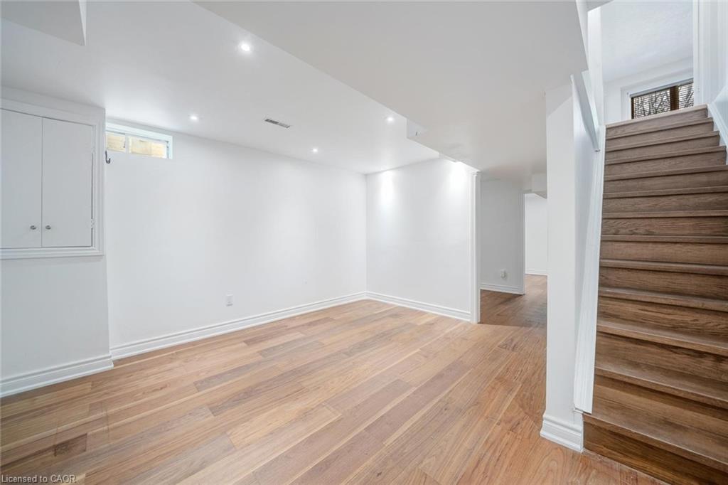 108 Olde Bayview Avenue Property Photo 26