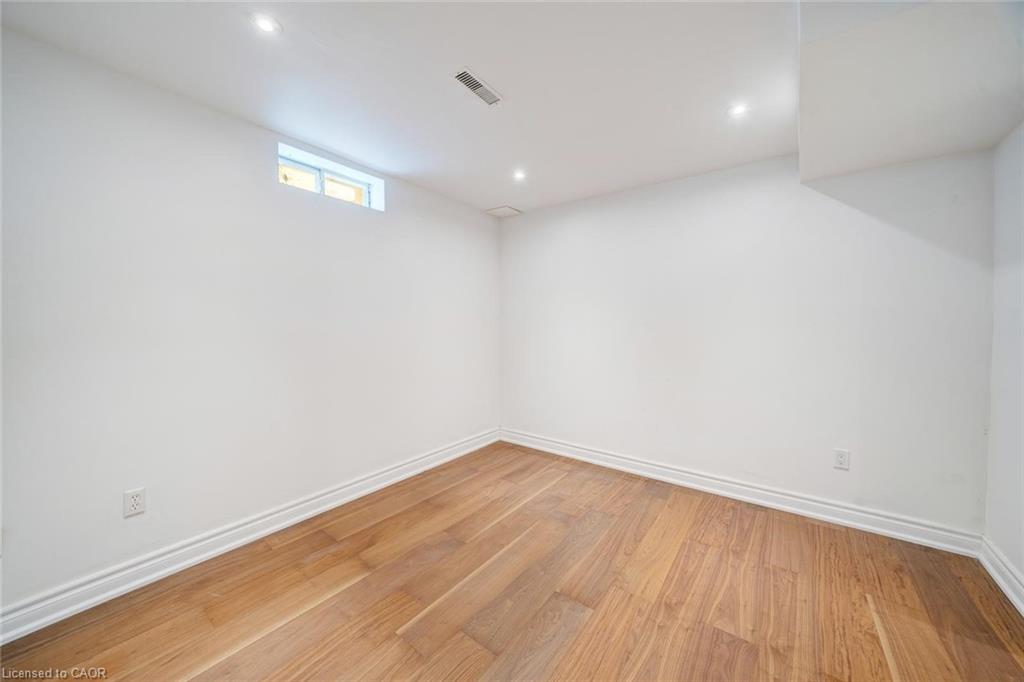 108 Olde Bayview Avenue Property Photo 31