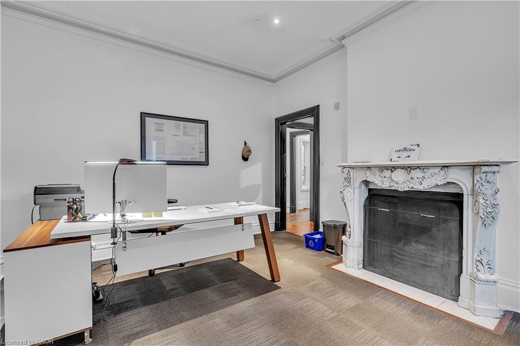 203 Macnab Street S Property Photo 11