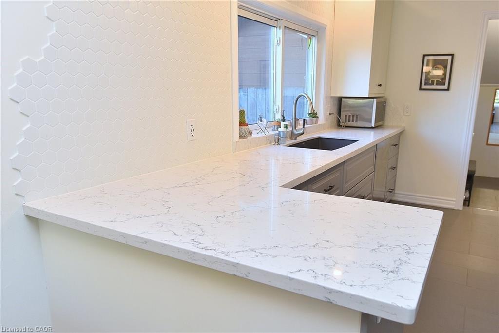 86 Mercer Street Property Photo 8