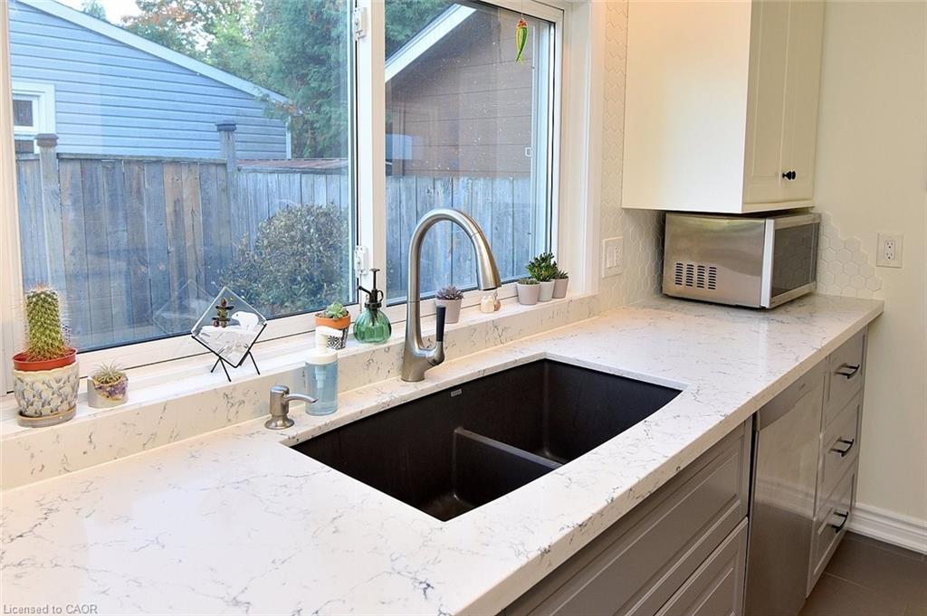 86 Mercer Street Property Photo 9