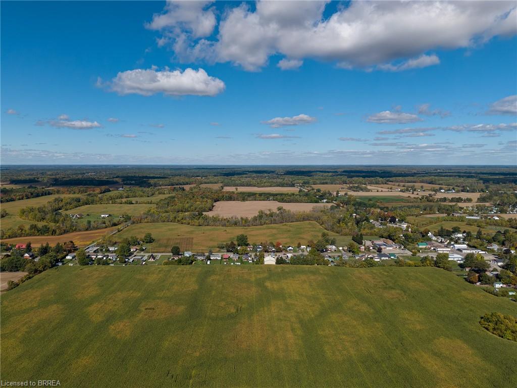 38 Queen Street W Property Photo 31