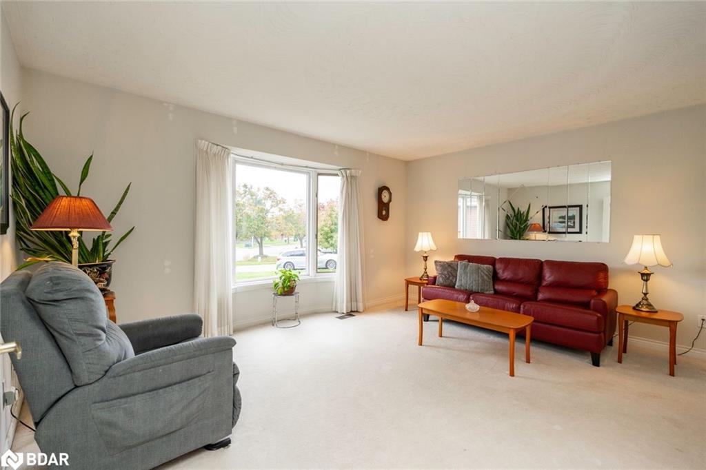 1992 Annecca Street Property Photo 3