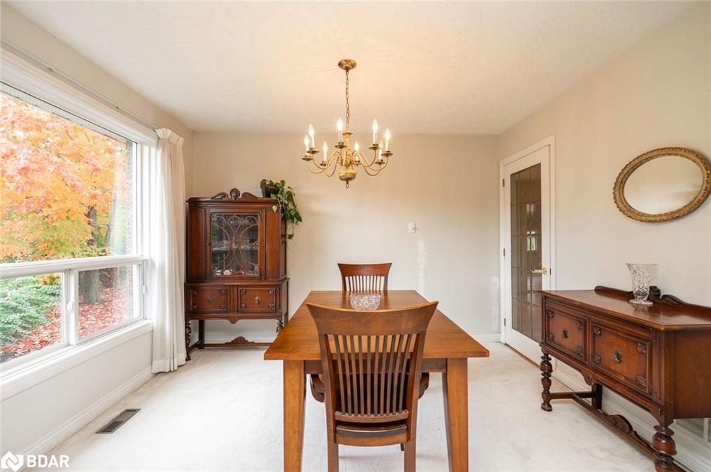 1992 Annecca Street Property Photo 4