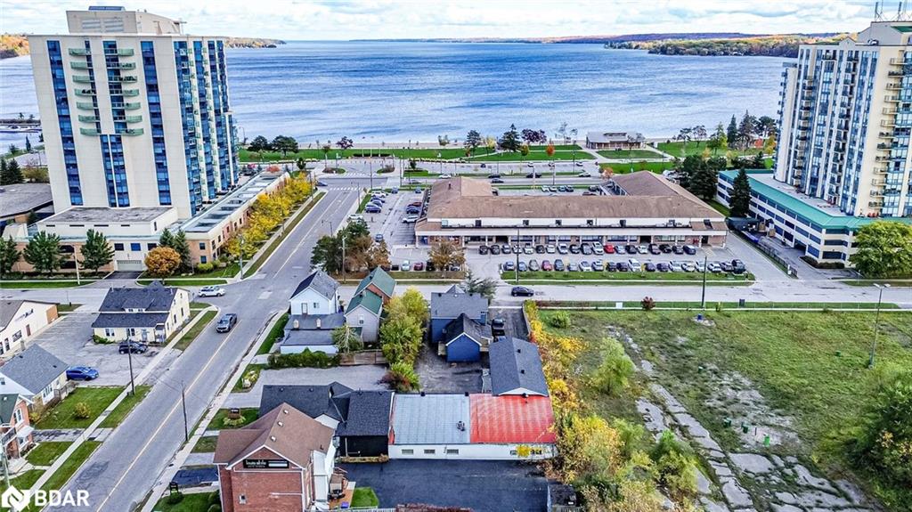 2-48 Ellen Street Property Photo 2