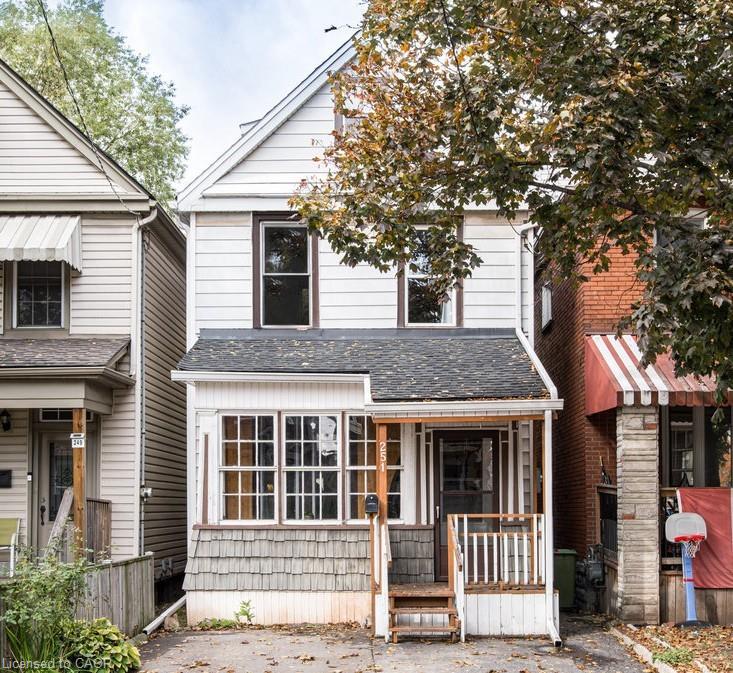 251 Balmoral Avenue N Property Photo 1