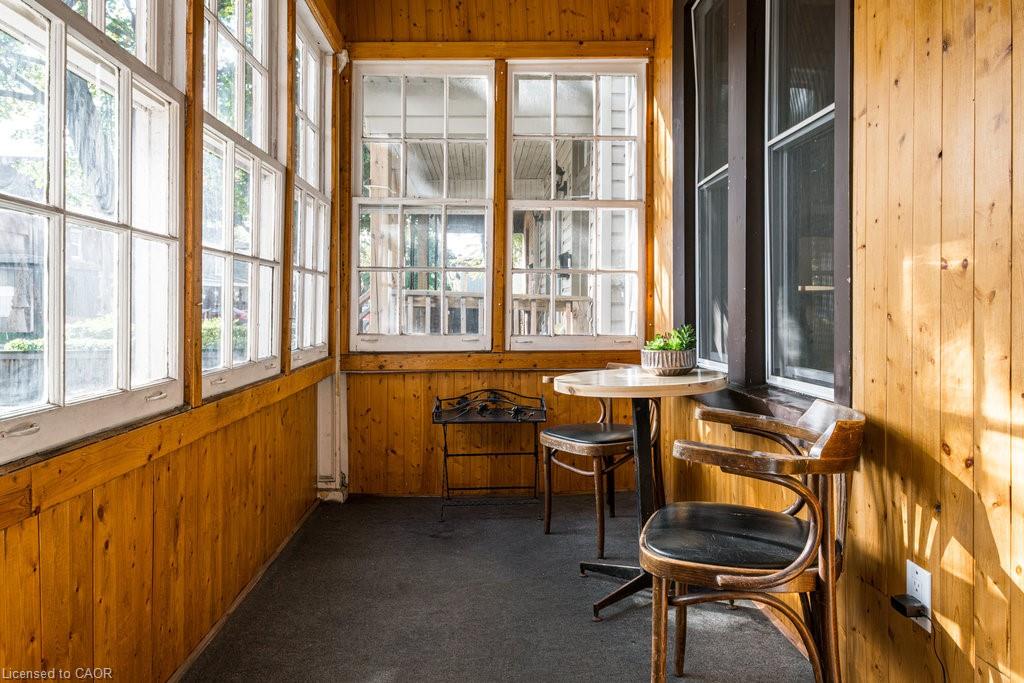 251 Balmoral Avenue N Property Photo 3