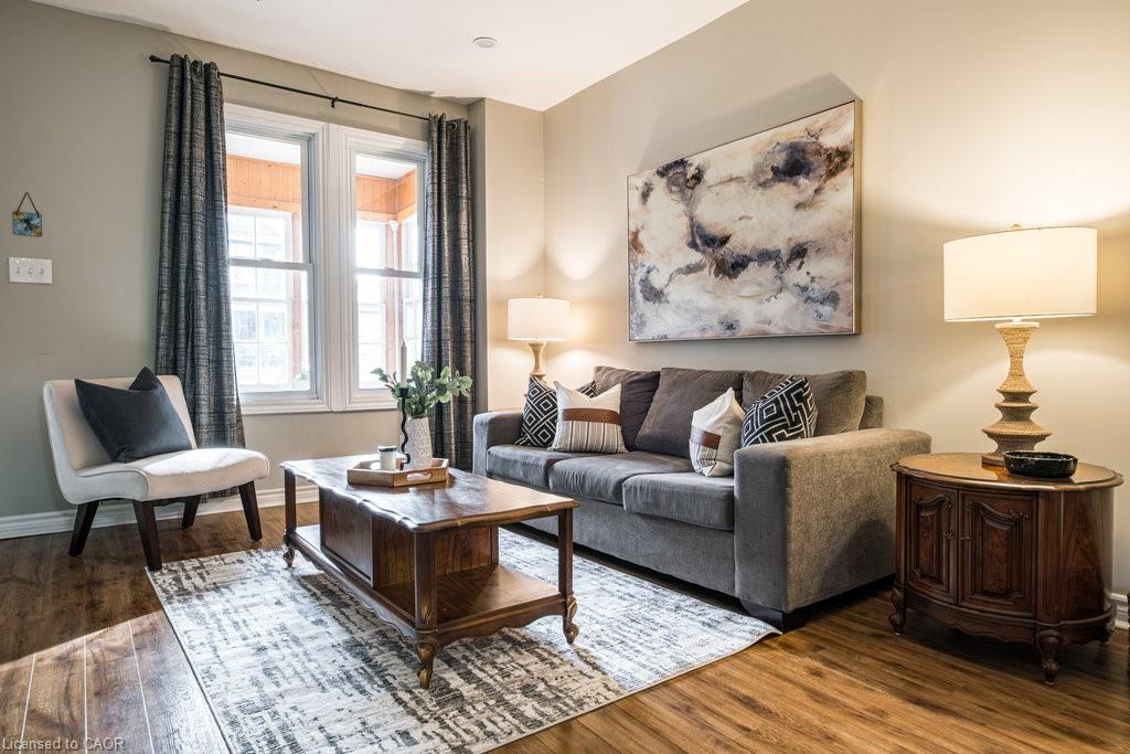 251 Balmoral Avenue N Property Photo 5