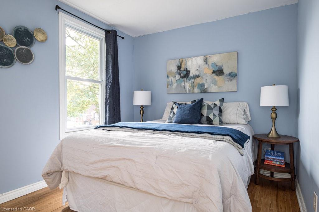 251 Balmoral Avenue N Property Photo 18