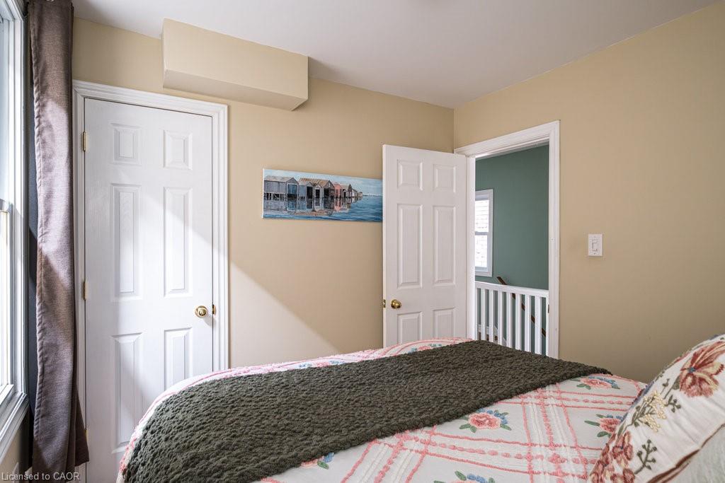 251 Balmoral Avenue N Property Photo 22