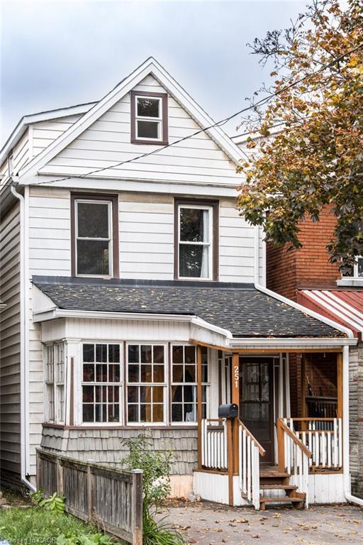 251 Balmoral Avenue N Property Photo 43