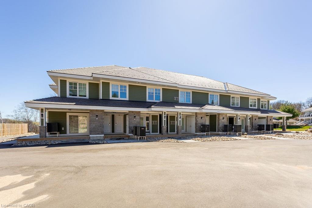 105-1869 Muskoka 118 Road W Property Photo 1