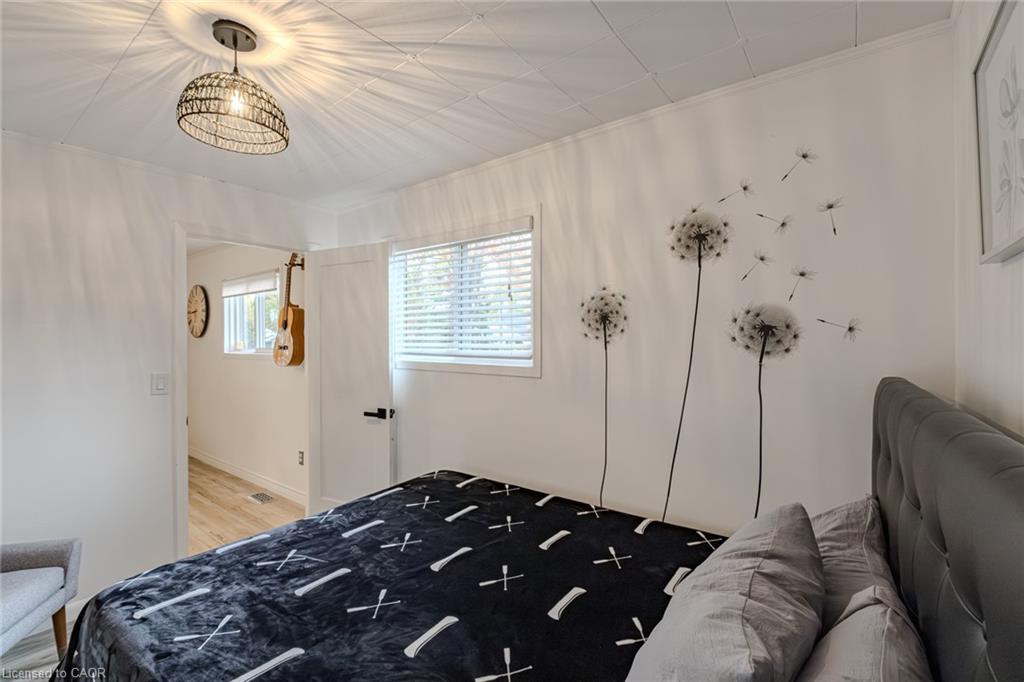 15 Park Lane Crescent Property Photo 23
