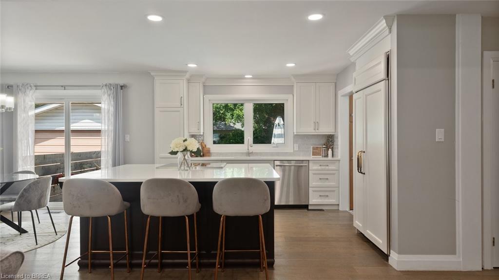 75 Pusey Boulevard Property Photo 14