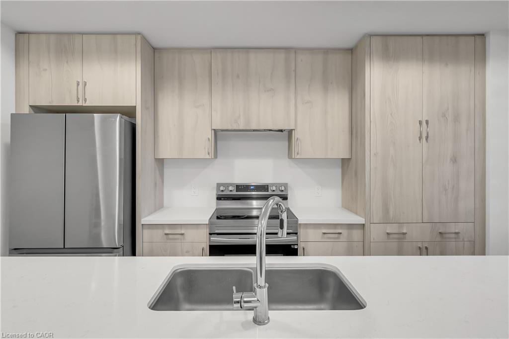 30-170 Attwater Drive Property Photo 12