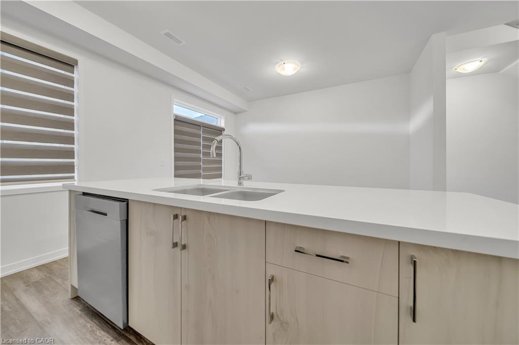 30-170 Attwater Drive Property Photo 13