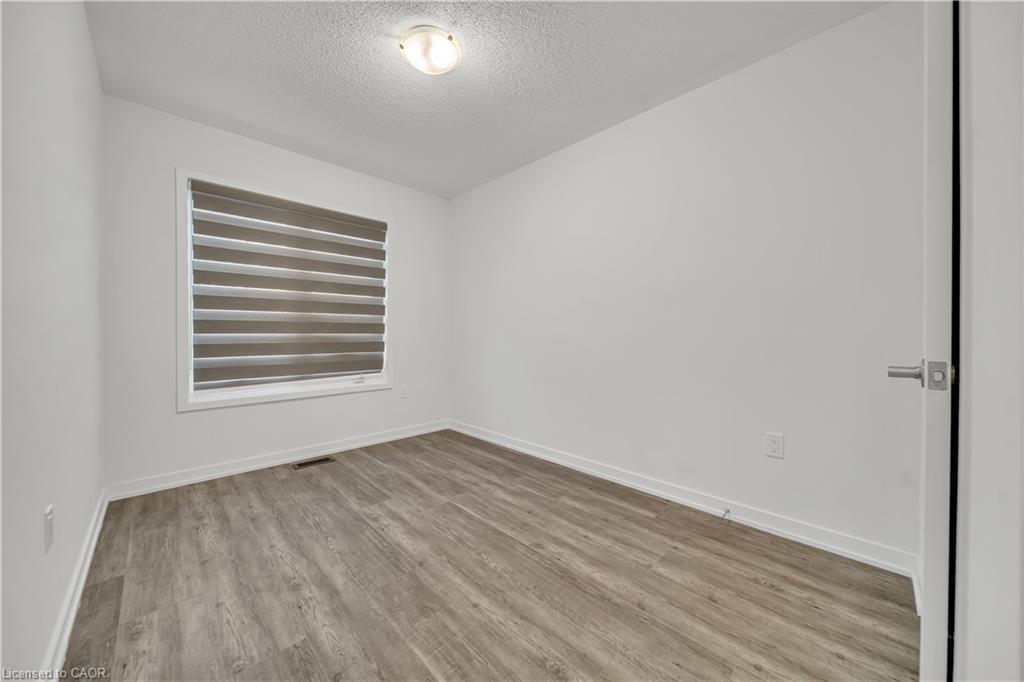 30-170 Attwater Drive Property Photo 17