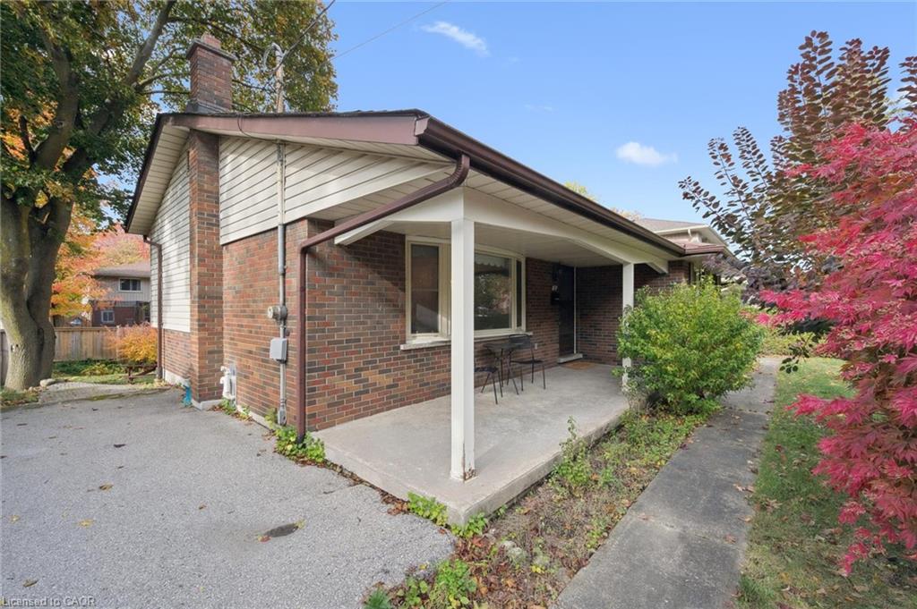 27 Cedar Street Property Photo 8