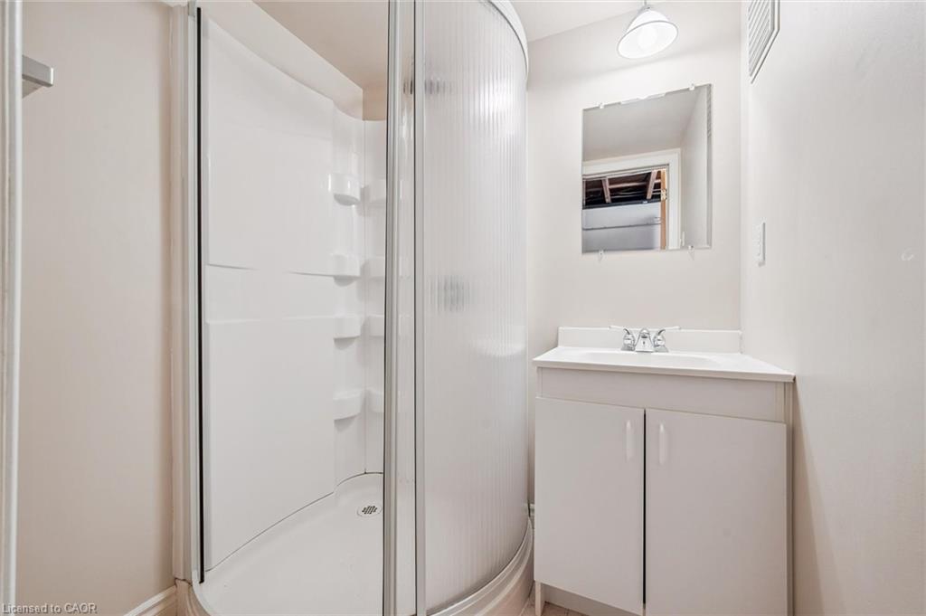 27 Cedar Street Property Photo 37