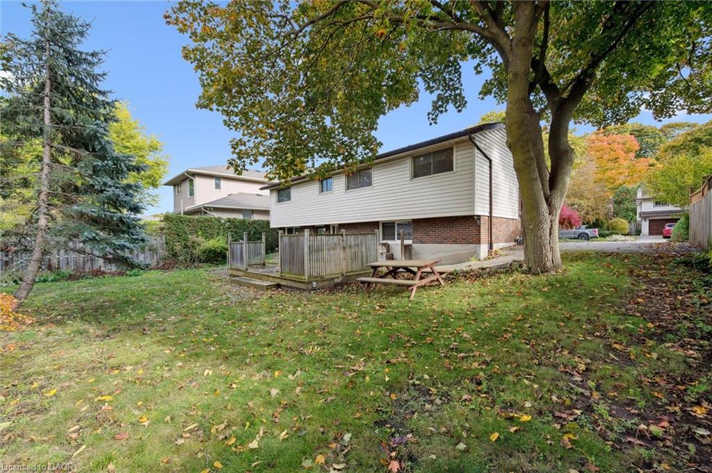 27 Cedar Street Property Photo 41