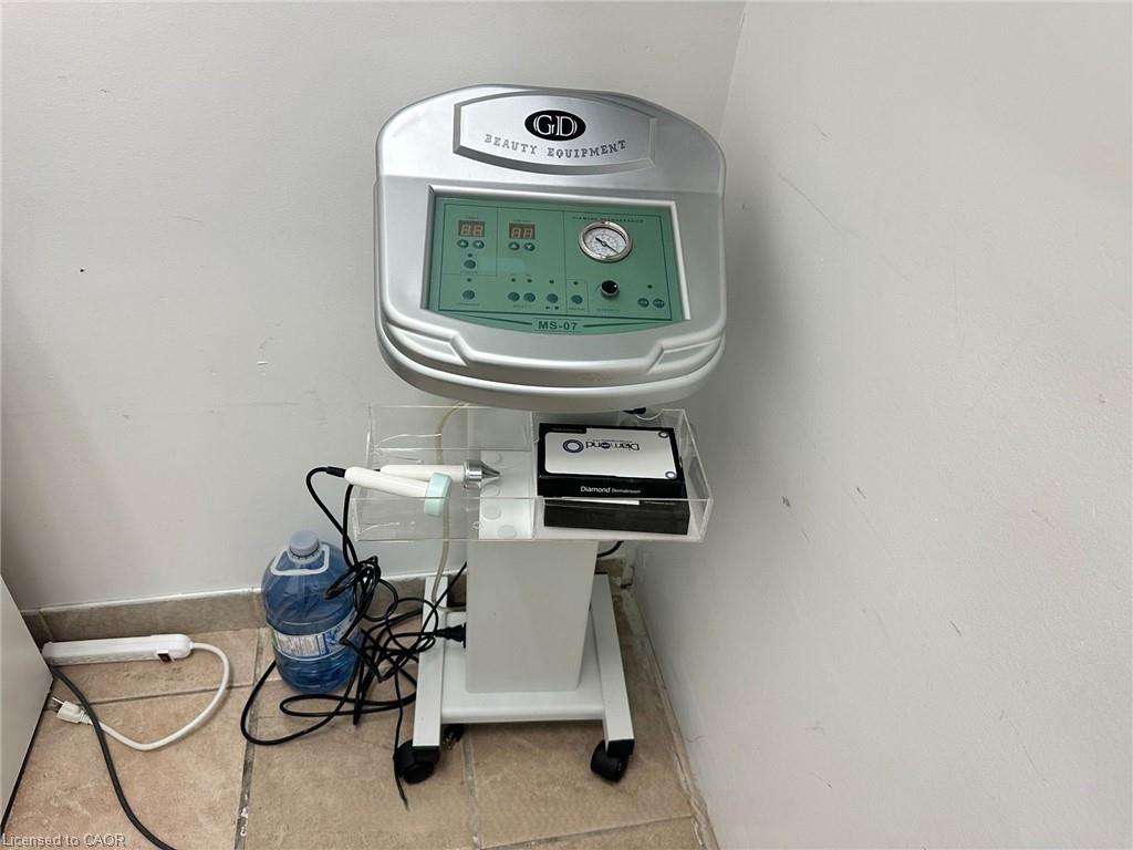 8-60 Dundas Street E Property Photo 18