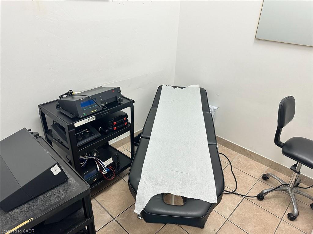 8-60 Dundas Street E Property Photo 23