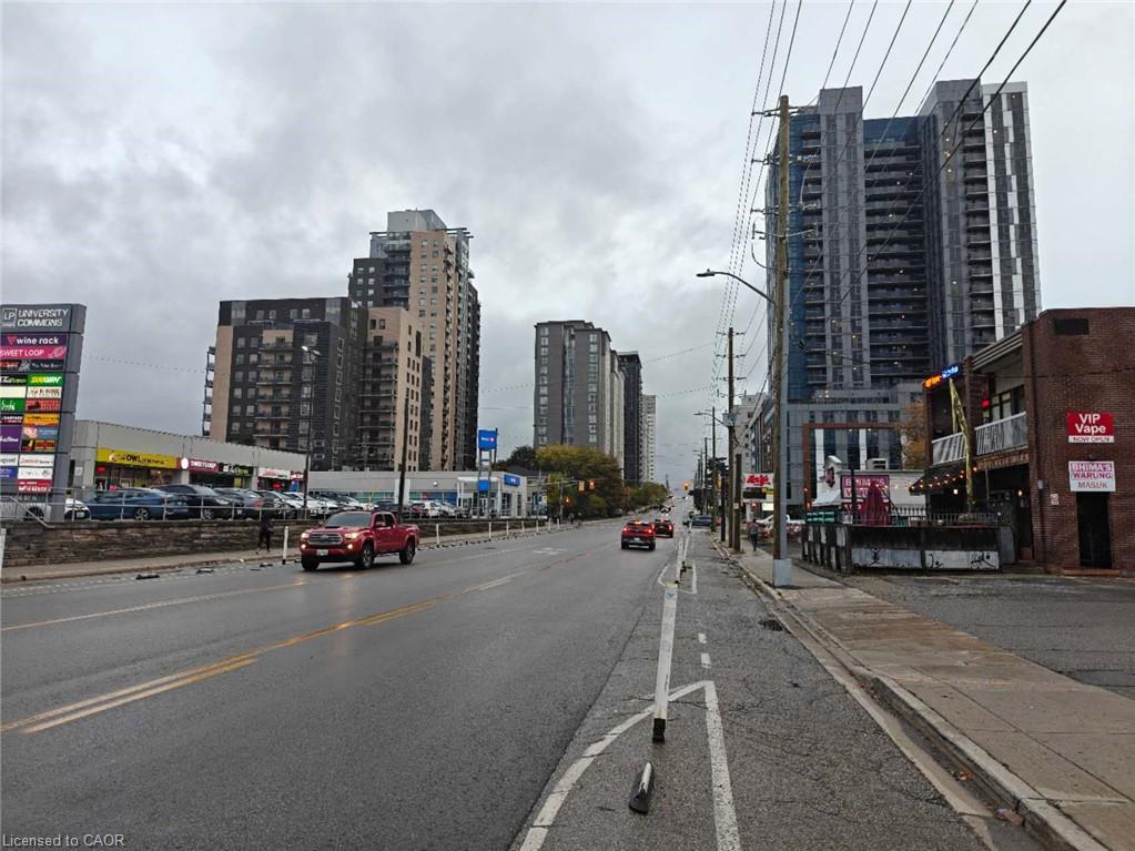 12-258 King Street N Property Photo 5