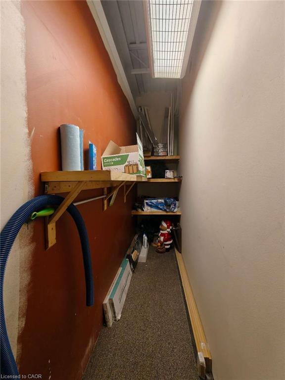 12-258 King Street N Property Photo 14