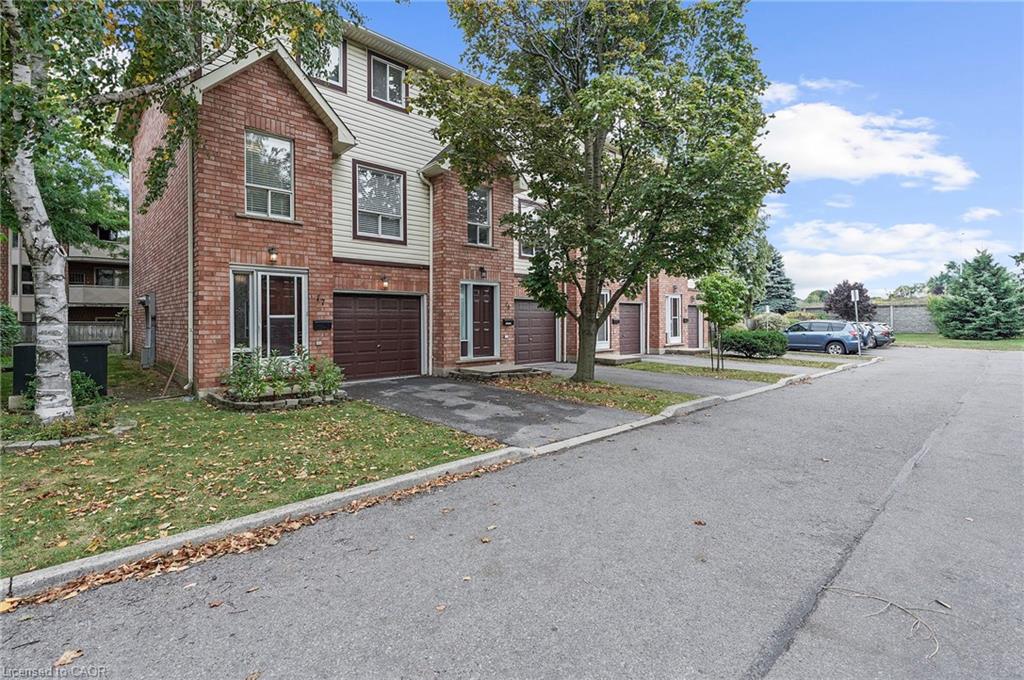 17-384 Limeridge Road E Property Photo 1