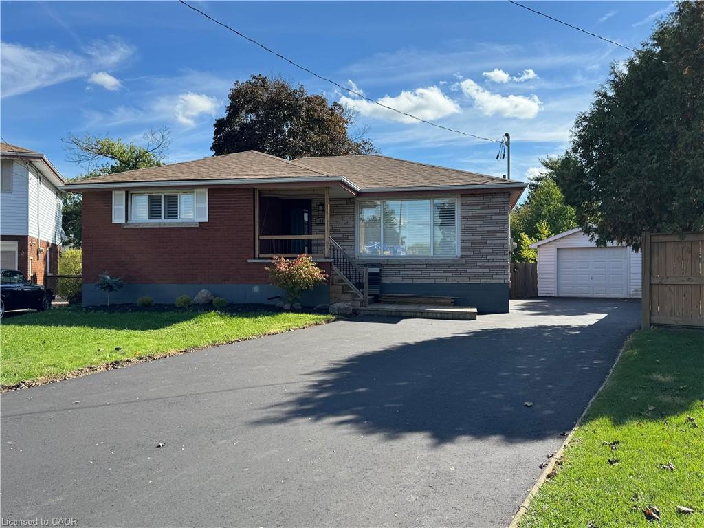 16 Doreen Court Property Photo 1