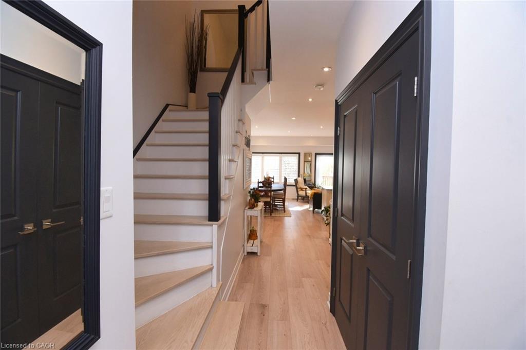 31-40 Hamilton Street S Property Photo 3