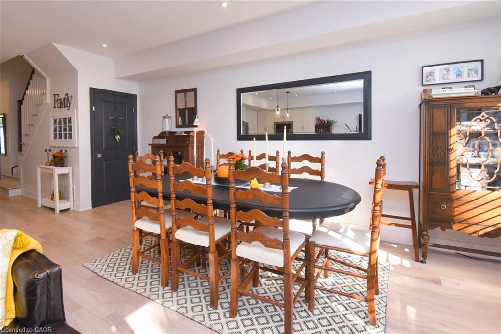 31-40 Hamilton Street S Property Photo 14