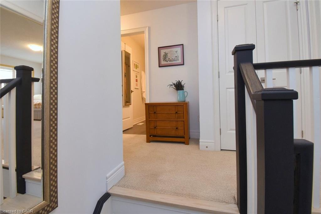 31-40 Hamilton Street S Property Photo 23