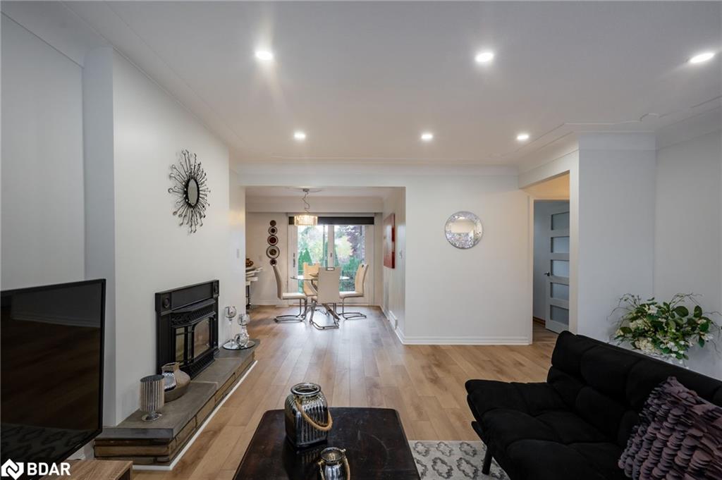 6256 Balmoral Avenue Property Photo 6