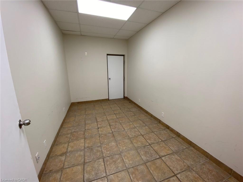 2-555 Concession Street Property Photo 8