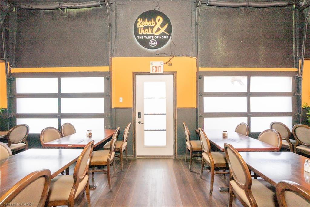 4-466 Merritt Street Property Photo 4