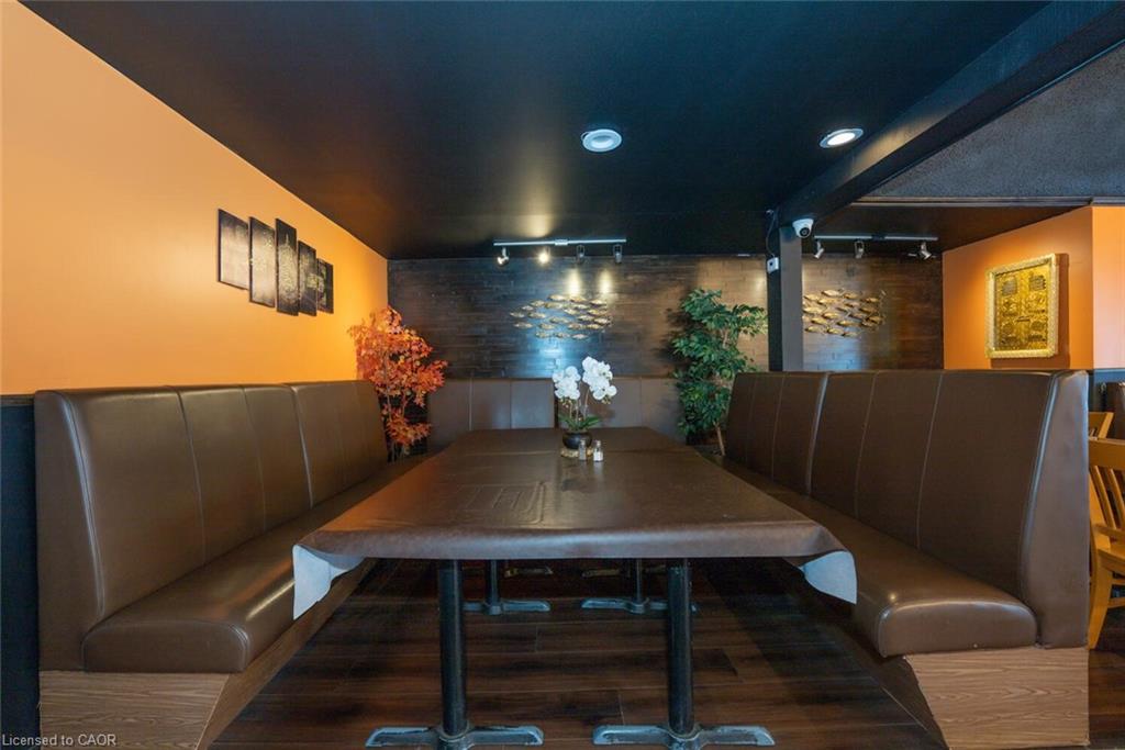 4-466 Merritt Street Property Photo 7