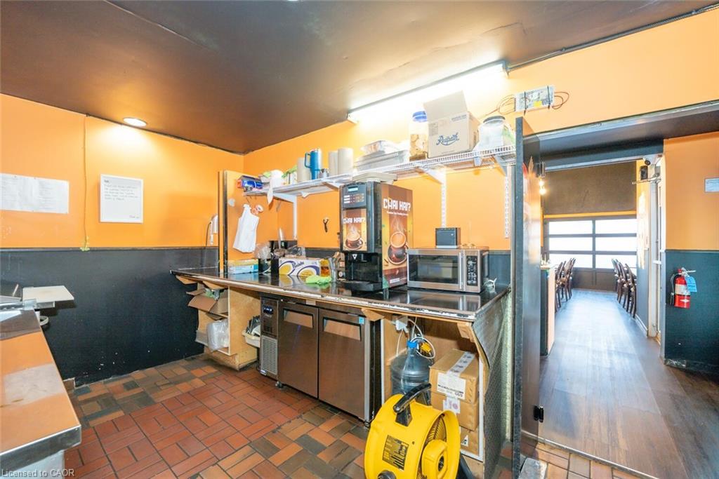 4-466 Merritt Street Property Photo 16