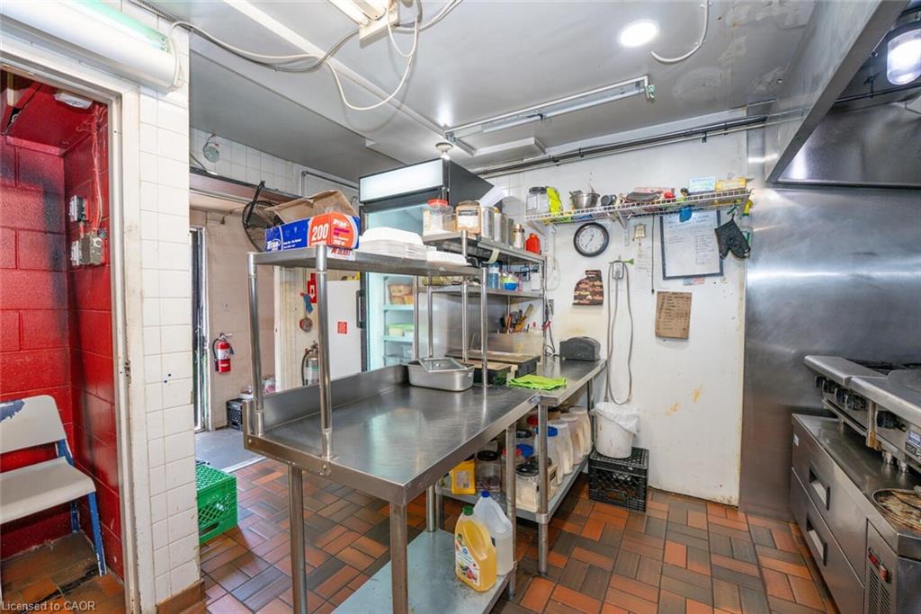 4-466 Merritt Street Property Photo 20