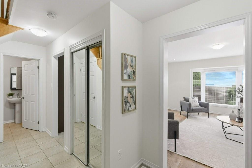 113 Thornlodge Drive Property Photo 7