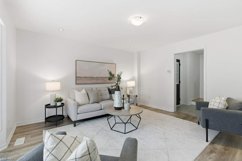 113 Thornlodge Drive Property Photo 9