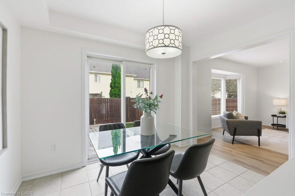 113 Thornlodge Drive Property Photo 15